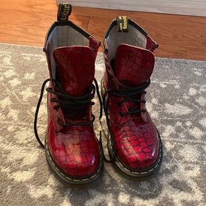 Dr Marten the Original Air waic with bouncing sole deep red  UK 3 EU 36 US 5